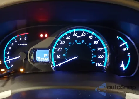 2014 Toyota Sienna Limited 7 Passenger z USA, uszkodzony, nr VIN 5TDDK3DC8ES087183